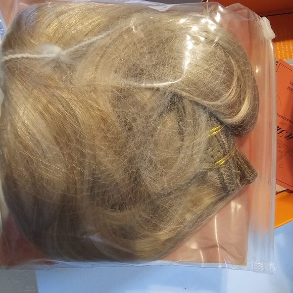 Full Shine Hair Extensions 18" - Picture 5 of 9